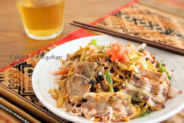 とんかつソース焼きそば