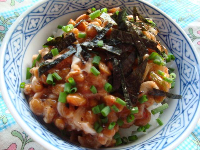 納豆キムチご飯