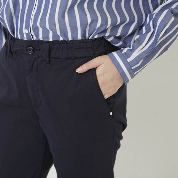 Brocante/D.M.G.リラクシングテーパードパンツ