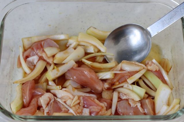 汁なしレンジ親子丼