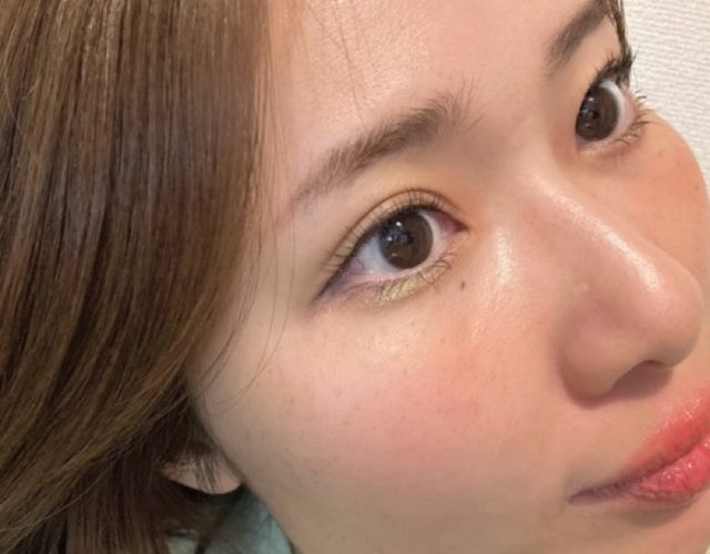 008 ギャラクティックグリーンを塗った目元