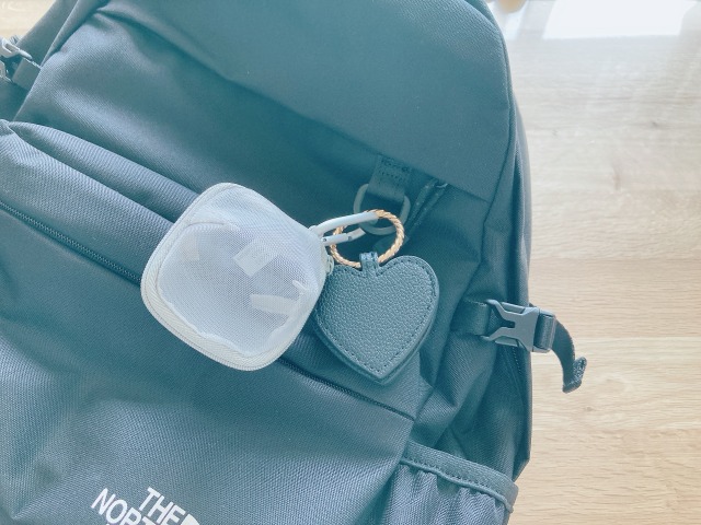 ナイロンメッシュ素材の「コンパクトポーチ」