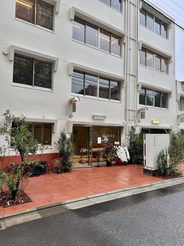 NEW 
 BLOG 
 4/24                                (木) 
 【白金高輪】春らしいアスパラたっぷりのオープンサンド@KAIKOU COFFEE【vo...
 東京ソトアサごはん会397