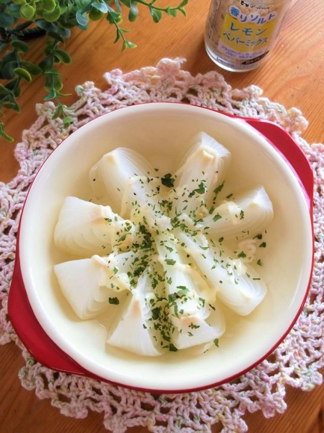 新玉ねぎのホットサラダ