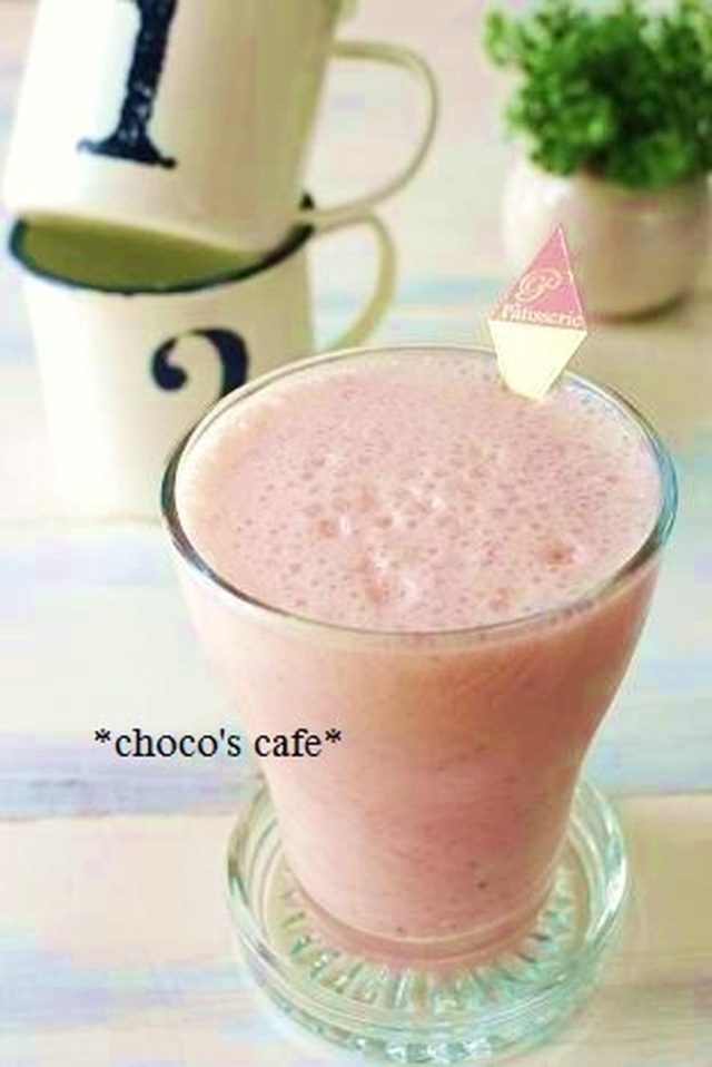 いちごとバナナのスムージー