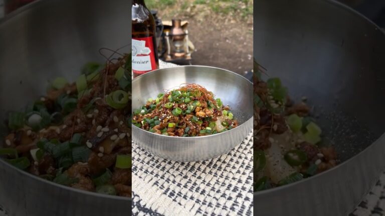 キャンプで本格エスニック油そば【グルテンフリー】フォー麺を使ってグルテンフリー キャンプで本格エスニック油そば【グルテンフリー】フォー麺を使ってグルテンフリー