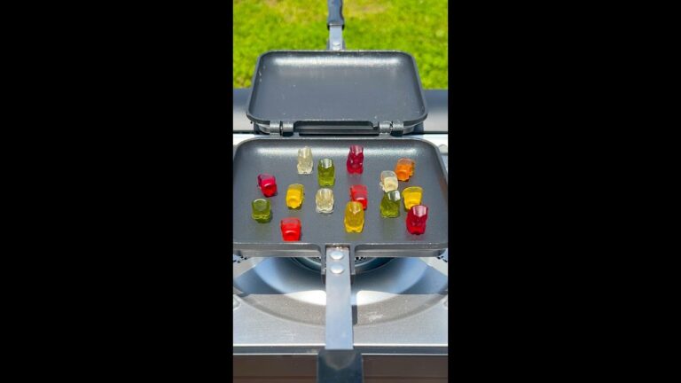 【最後までお辞儀しないのは誰？？】お辞儀するクマがかわいすぎる / How to Make Gummy Bears Bow...