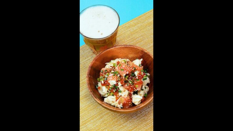 【5分でできる絶品おつまみの世界♡】お酒に合いすぎる！超簡単チーズレシピ / Mozzarella & Salmon with Scallion Sauce