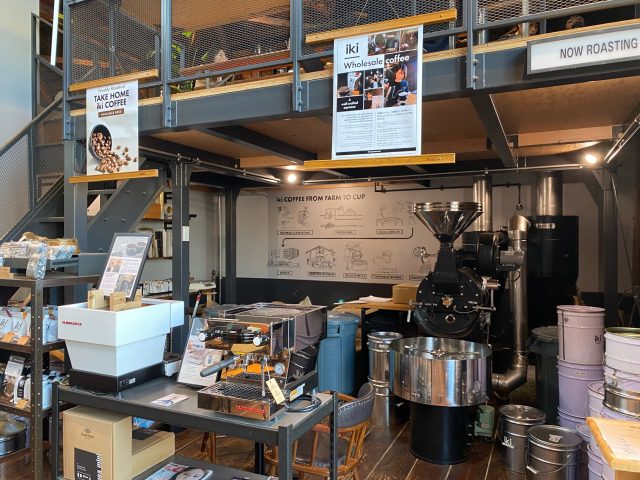 iki Roastery & Eatery の店内の様子