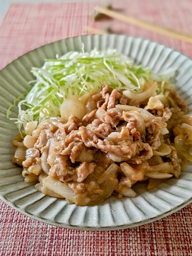 新玉ねぎの豚の生姜焼き