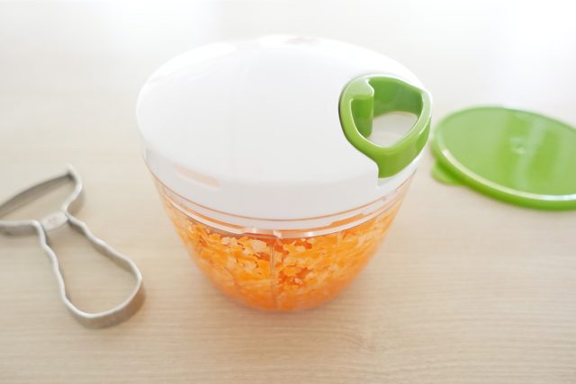 ぶんぶんチョッパー PRO 700ml