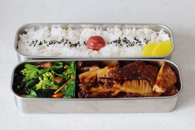 2品弁当の詰め方プロセス
