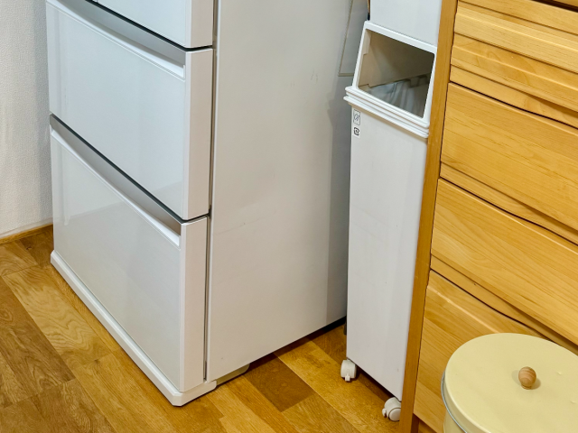 冷蔵庫のすき間