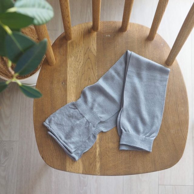 bon moment シルク100% 肌にやさしい 通気性の良いアームカバー 指穴なし ロングタイプ