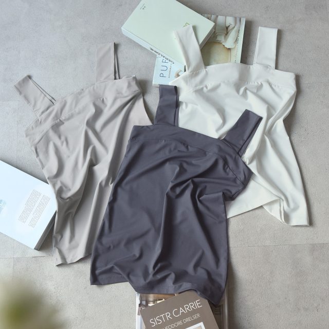 ひんやりクールタッチ チラ見えを防ぐ スクエア タンクトップ