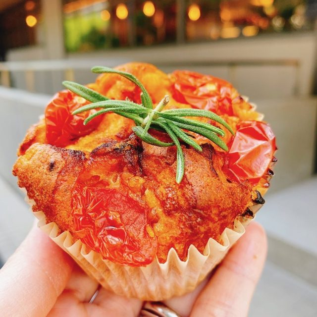 トマトのマフィン