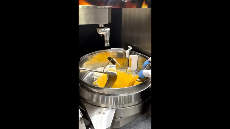 【たった5分でチャーハン100人前！】「パラパラ感やばっ♪」巨大な“チャーカン”がラスボスすぎた...！/ Giant Stir-Fry Machine @nakaimachinery