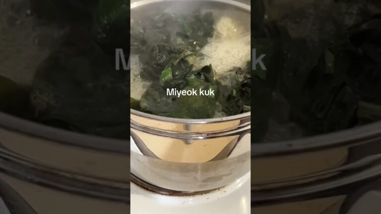 Lamb Shiitake Seaweed soup