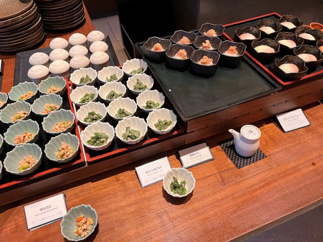 ビュッフェの料理