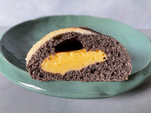 ペンギンパンの断面