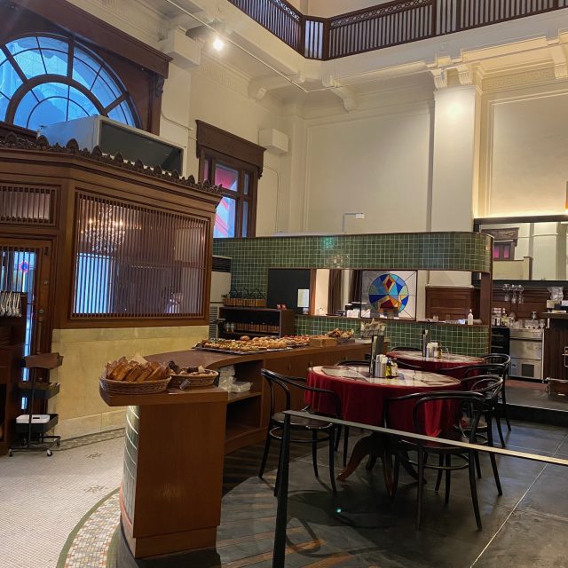 パンとエスプレッソと堺筋倶楽部 店内