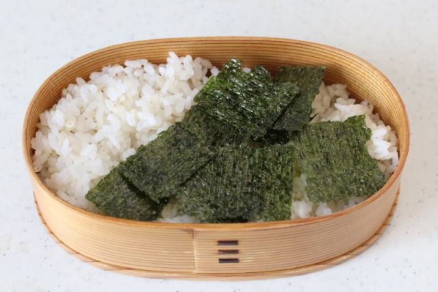 2品弁当の詰め方プロセス