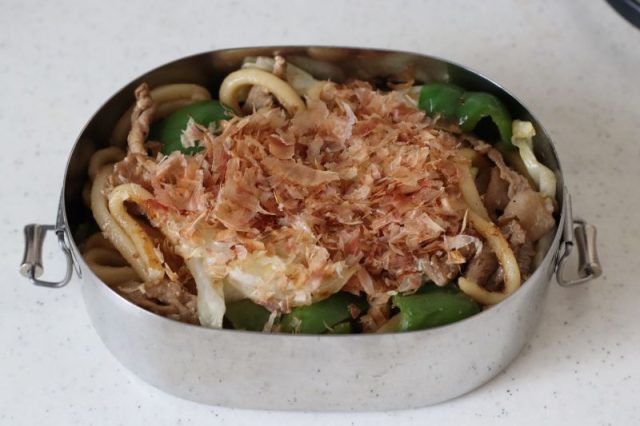 2品弁当の詰め方プロセス