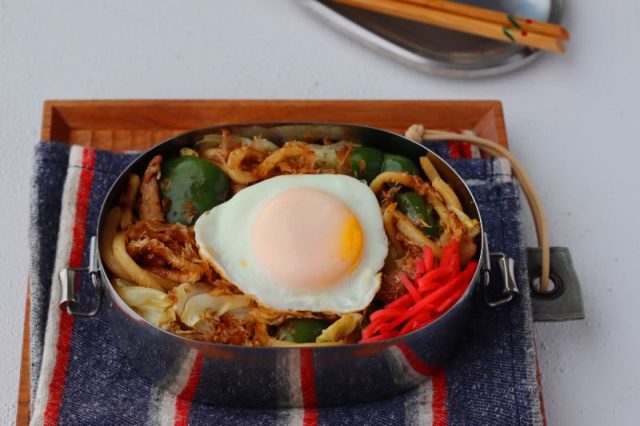 2品弁当の詰め方プロセス