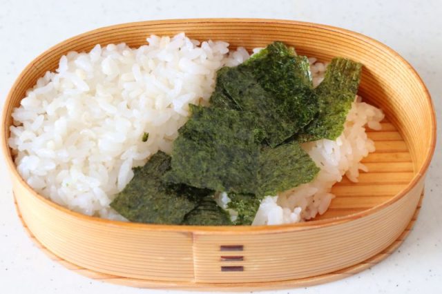 2品弁当の詰め方プロセス