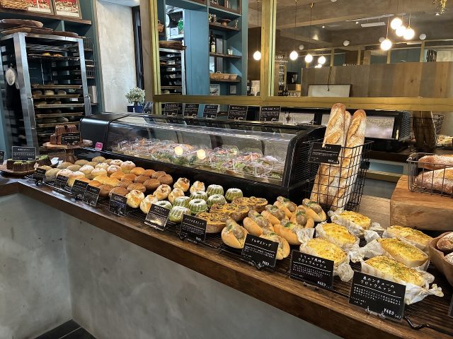 池袋 アルザスエール 店内