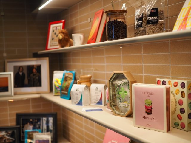 BLUE SIX COFFEE 店内