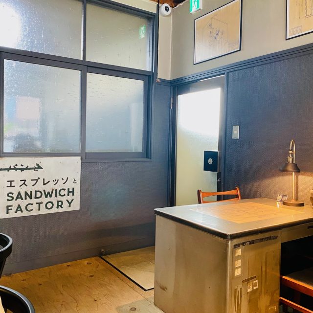 パンとエスプレッソと珈琲製作所 店内