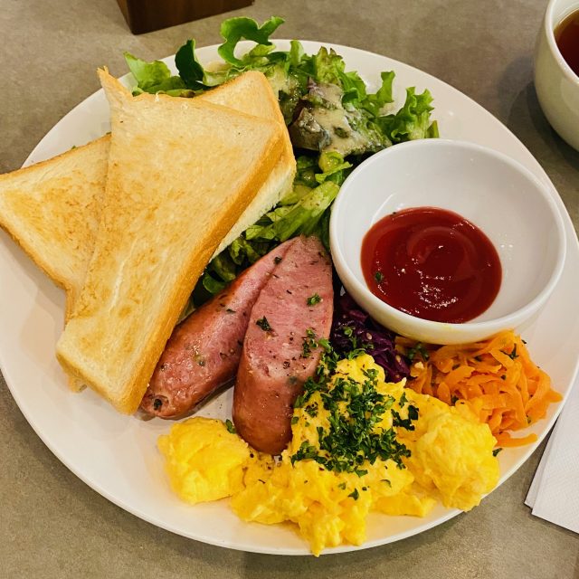 ソーセージエッグプレート