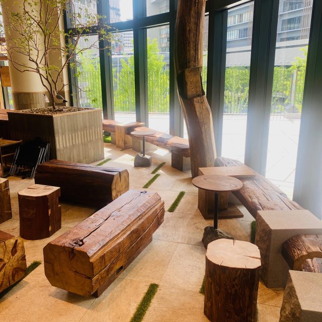 R Baker うめきたグリーンプレイス店 店内席