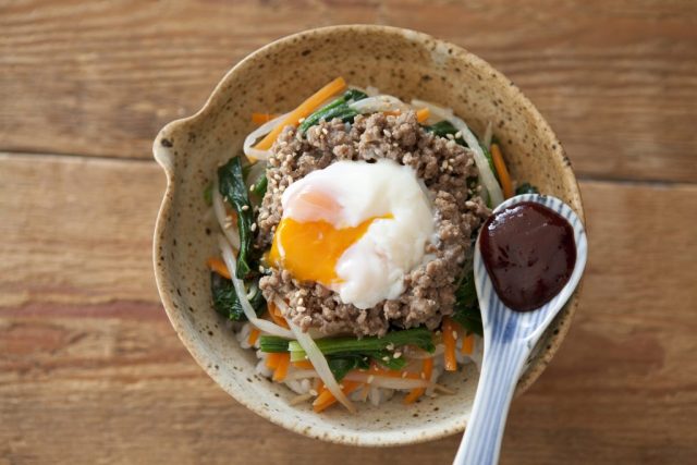 肉みそビビンバごはん