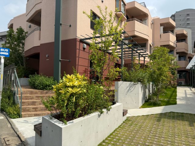 NEW 
 BLOG 
 7/7                                (月) 
 【祐天寺】心穏やかに幸せモーニングプレート@HALO【vol.545】
 東京ソトアサごはん会88