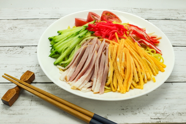 NEW
7/11 (金)
発祥はどこ?マヨネーズはかける?「冷やし中華」のプチ雑学
田中青紗23 冷やし中華