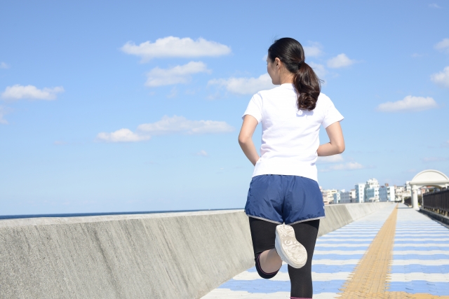 ランニング　女性