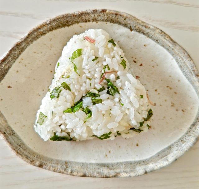 みょうがと青じその香味おにぎり