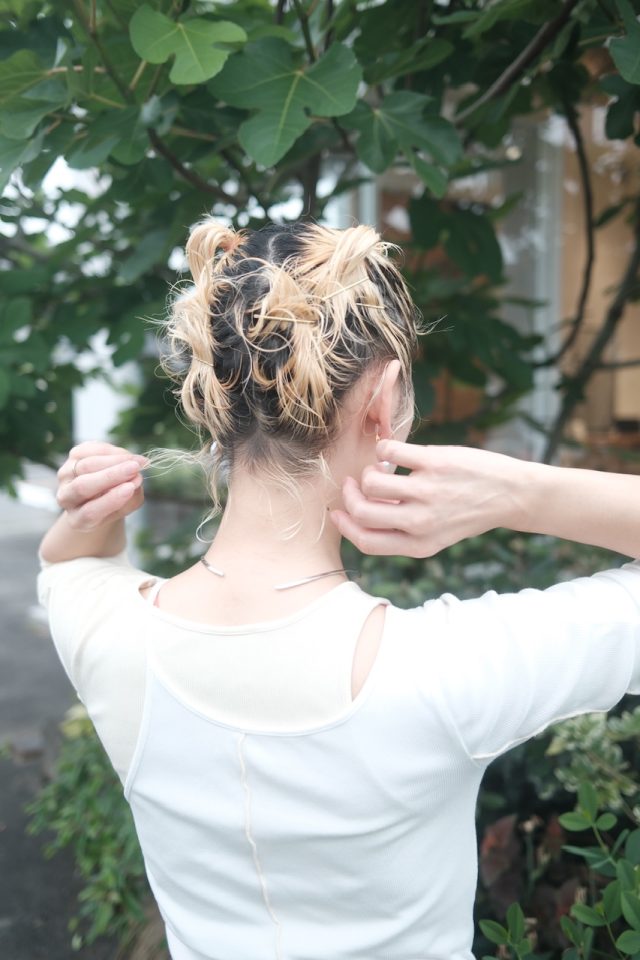 くせ毛さんのピンとゴムのヘアアレンジ