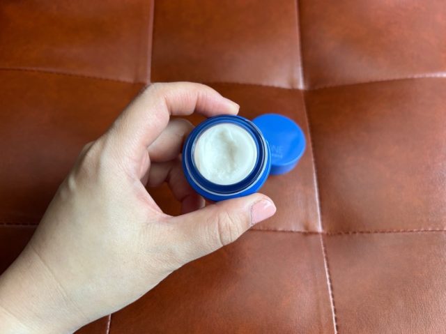 NEW
BLOG
7/27 (日)
冷房による乾燥に◎ポーチに入る“ひんやり保湿バーム”が神コスパ!
花上裕香(美容ライター)9 ONE BY KOSE セラム シールド 中身