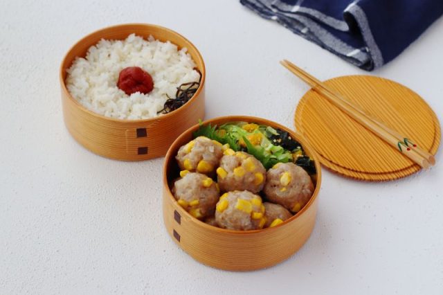 「レンジでコーン焼売」「野菜の海苔ナムル」2品弁当