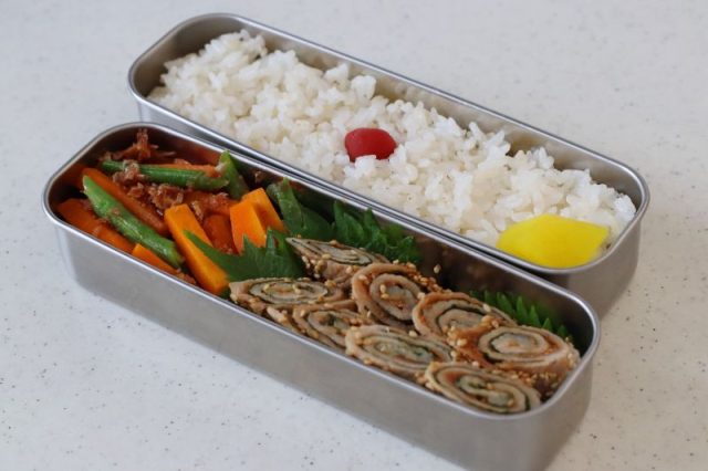 2品弁当の詰め方プロセス