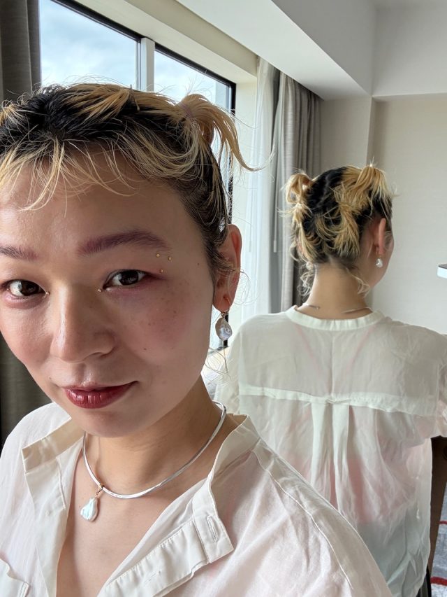 くせ毛さんのピンとゴムのヘアアレンジ