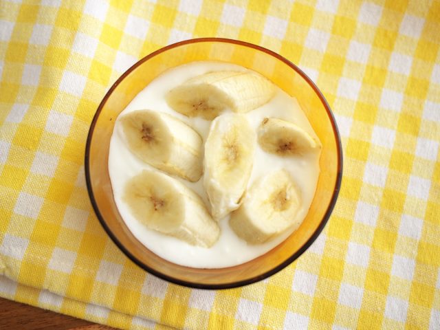 ヨーグルトとバナナ