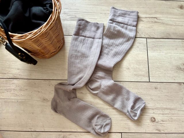 MAEEの着圧ソックス