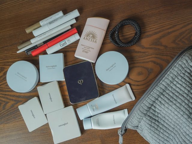 コスメとポーチ