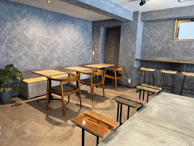 EINS coffee 店内