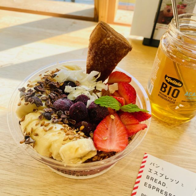 パンとエスプレッソと 南森町交差点 アサイーボウル