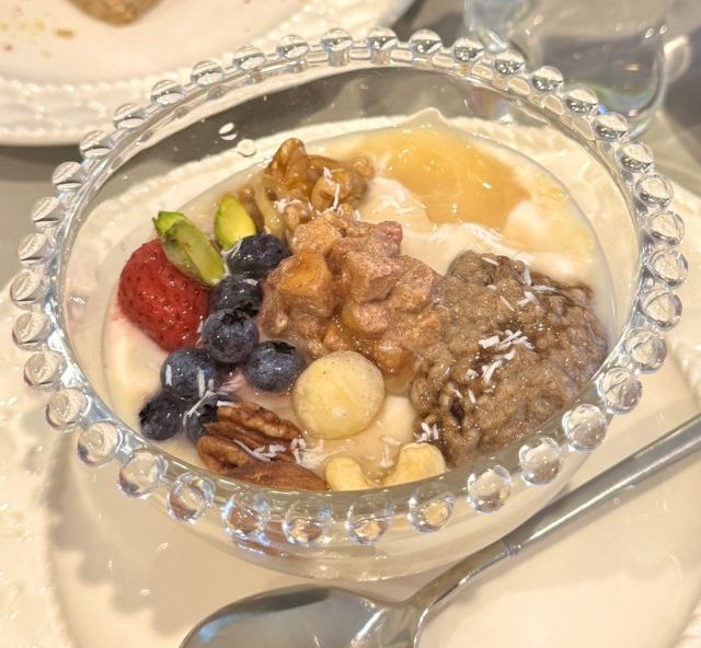 ココナッツヨーグルトボウル